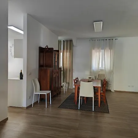 Iris Casa Apartment *